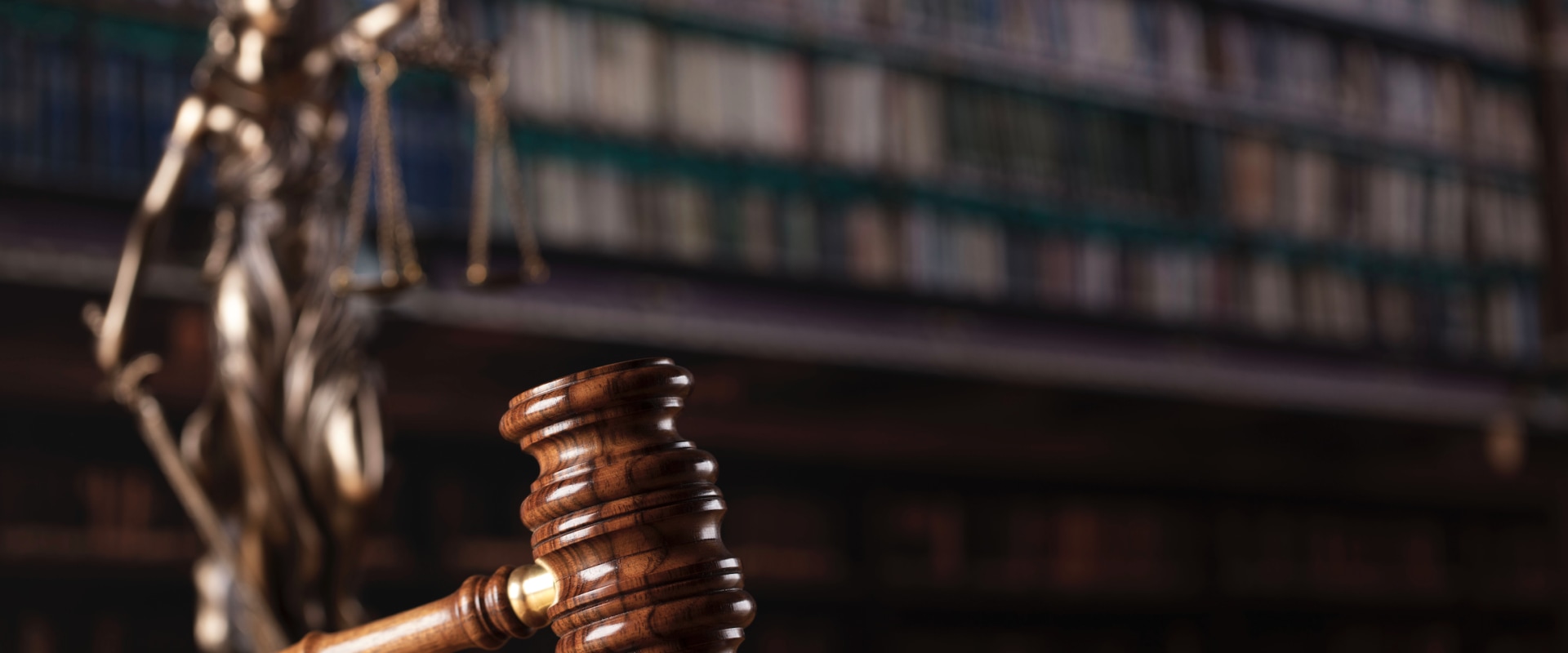 Understanding Plaintiff vs Defendant: A Guide to Lawsuit Status