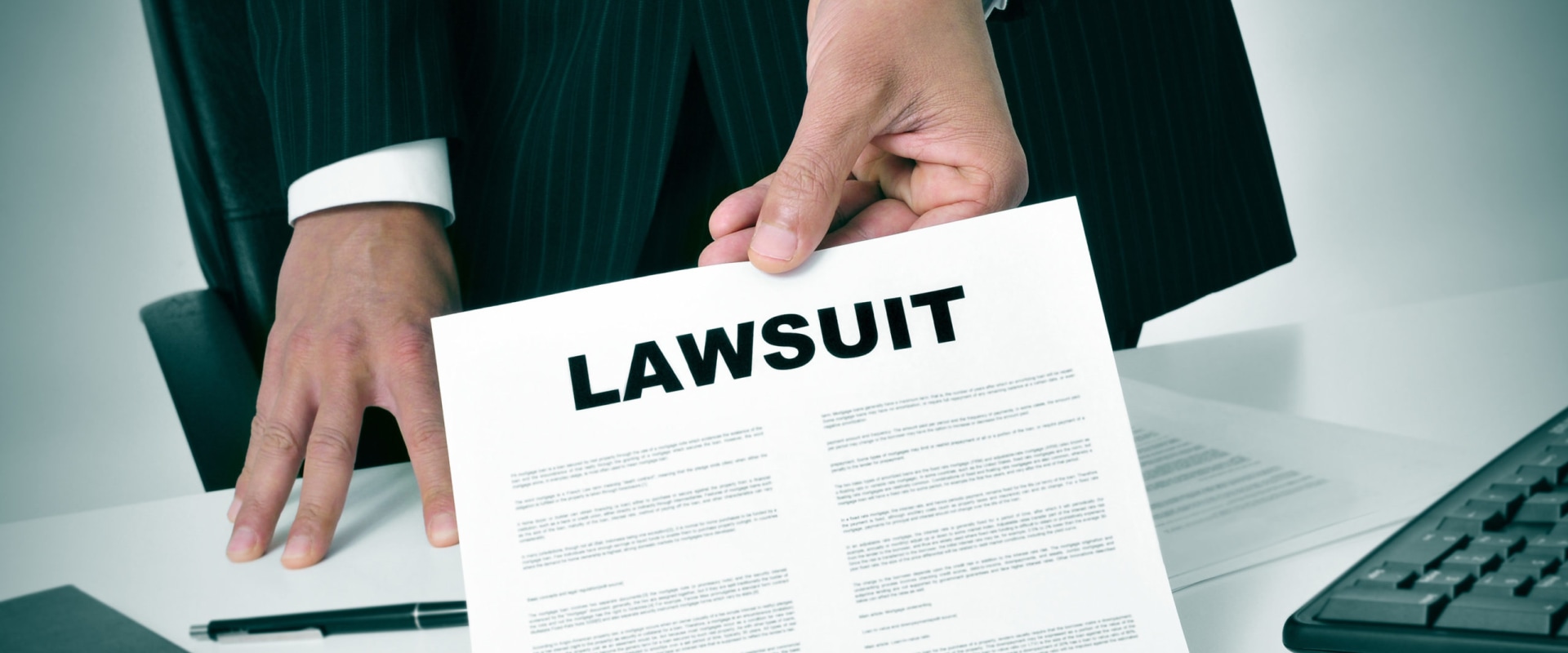 Understanding Complaint vs Summons in a Lawsuit